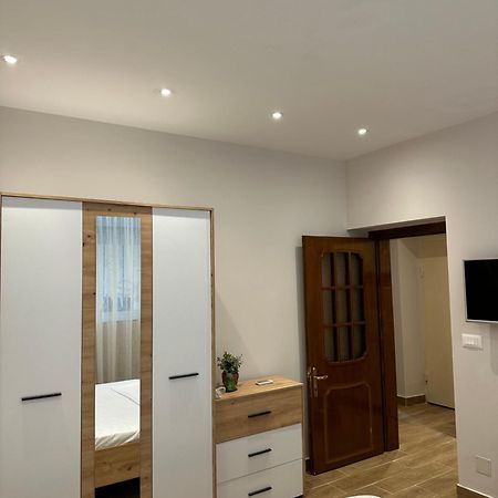 Tirana Home Εξωτερικό φωτογραφία